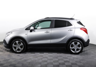 Подержанный автомобиль Opel Mokka 2014 года (8 фото)