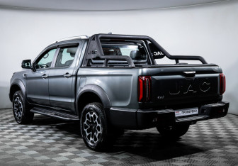 Подержанный автомобиль JAC T9 2024 года (7 фото)