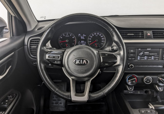 Подержанный автомобиль Kia Rio Hatchback 2021 года (20 фото)
