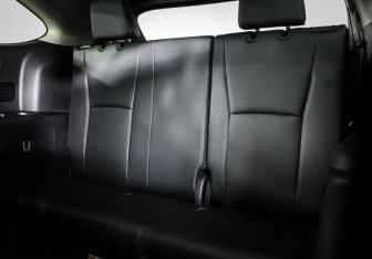 Подержанный автомобиль Toyota Highlander 2023 года (25 фото)