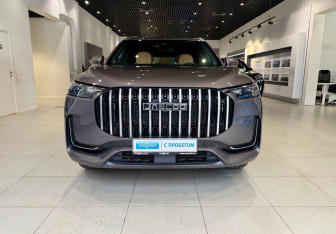 Подержанный автомобиль Jaecoo J8 2024 года (2 фото)