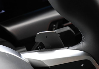 Подержанный автомобиль BMW X2 2024 года (18 фото)