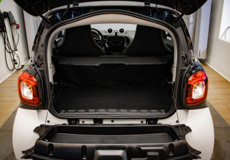 Подержанный автомобиль Smart Fortwo Hatchback 2018 года (24 фото)