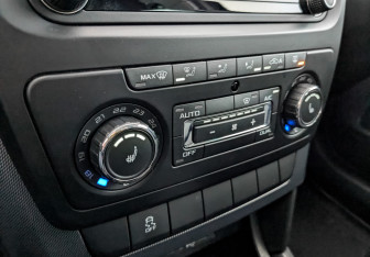 Подержанный автомобиль Skoda Yeti 2017 года (21 фото)