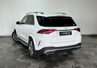 Подержанный автомобиль Mercedes-Benz GLE 2020 года (7 фото)