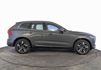 Новый Volvo XC60 2025 (4 фото)