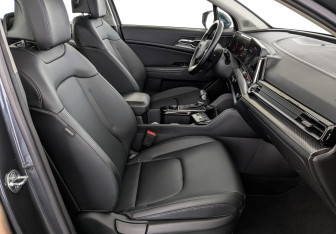 Подержанный автомобиль Kia Sportage 2024 года (24 фото)