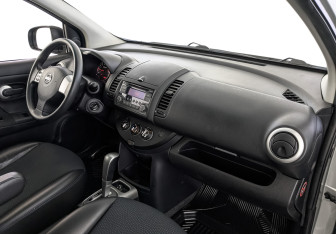 Подержанный автомобиль Nissan Note 2013 года (13 фото)