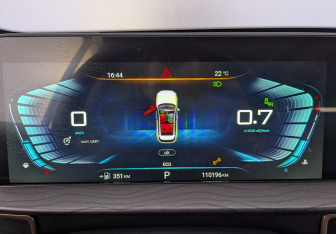 Подержанный автомобиль Exeed LX 2022 года (9 фото)