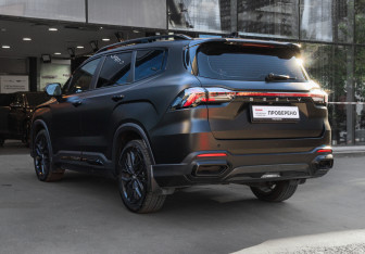 Подержанный автомобиль Geely Okavango 2024 года (6 фото)