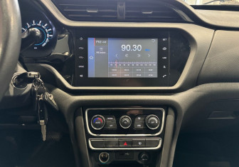 Подержанный автомобиль Chery Tiggo 3 2017 года (16 фото)