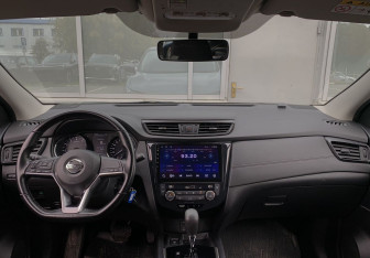 Подержанный автомобиль Nissan Qashqai 2021 года (13 фото)