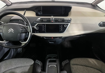Подержанный автомобиль Citroen C4 Picasso 2017 года (12 фото)