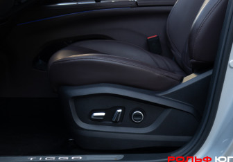 Подержанный автомобиль Chery Tiggo 8 Pro Max 2023 года (17 фото)