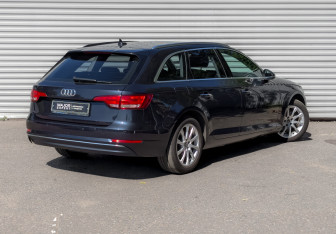 Подержанный автомобиль Audi A4 Wagon 2018 года (5 фото)