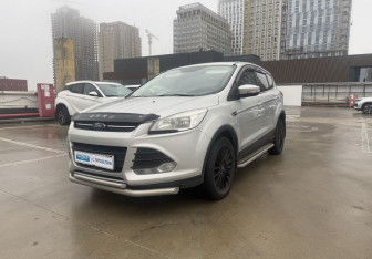 Подержанный автомобиль Ford Kuga 2014 года (1 фото)