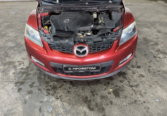 Подержанный автомобиль Mazda CX-7 2008 года (17 фото)