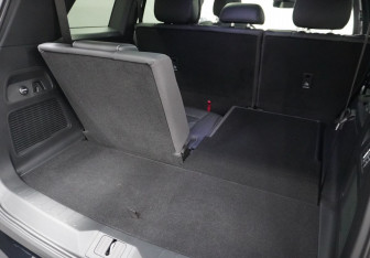 Подержанный автомобиль GAC GS8 2024 года (18 фото)