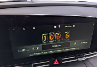 Подержанный автомобиль Hyundai Elantra Sedan 2023 года (27 фото)