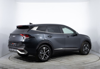 Подержанный автомобиль Kia Sportage 2025 года (5 фото)