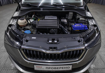 Подержанный автомобиль Skoda Rapid Liftback 2020 года (9 фото)