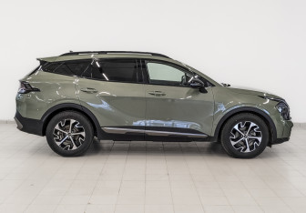 Подержанный автомобиль Kia Sportage 2023 года (4 фото)