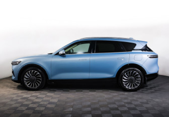 Подержанный автомобиль Voyah Free 2022 года (8 фото)