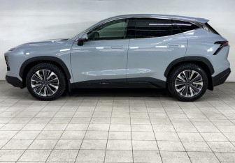 Подержанный автомобиль Jetour Dashing 2023 года (8 фото)