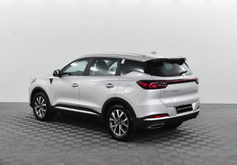 Подержанный автомобиль Chery Tiggo 7 Pro Max 2024 года (4 фото)