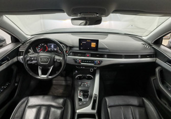 Подержанный автомобиль Audi A4 Sedan 2016 года (11 фото)
