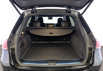 Подержанный автомобиль Mercedes-Benz GLE 2021 года (10 фото)