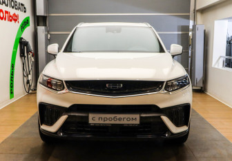 Подержанный автомобиль Geely Tugella 2023 года (2 фото)