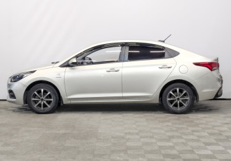 Подержанный автомобиль Hyundai Solaris Sedan 2019 года (8 фото)