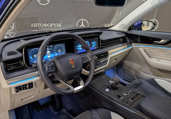 Подержанный автомобиль Hongqi HS5 2024 года (15 фото)