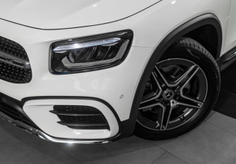 Новый Mercedes-Benz GLB 2025 (8 фото)