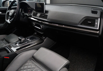 Подержанный автомобиль Audi SQ5 2020 года (9 фото)