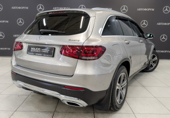 Подержанный автомобиль Mercedes-Benz GLC Coupe 2021 года (5 фото)