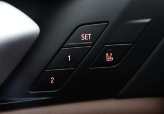 Подержанный автомобиль BMW X5 2019 года (18 фото)