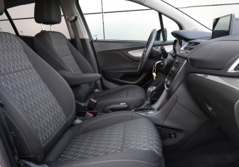 Подержанный автомобиль Opel Mokka 2014 года (11 фото)