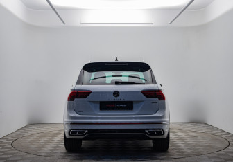 Подержанный автомобиль Volkswagen Tiguan 2021 года (6 фото)