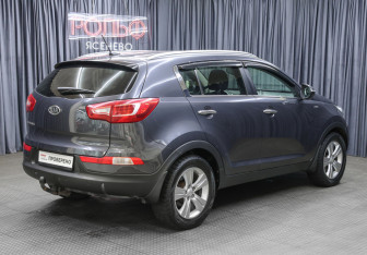 Подержанный автомобиль Kia Sportage 2012 года (5 фото)