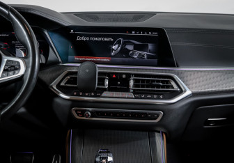 Подержанный автомобиль BMW X5 2018 года (13 фото)