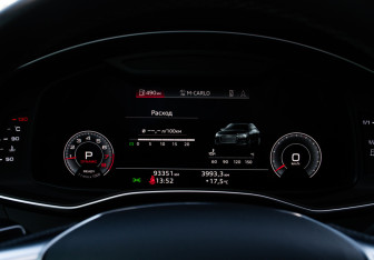 Подержанный автомобиль Audi A6 Sedan 2021 года (18 фото)