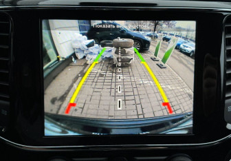 Подержанный автомобиль Jeep Grand Cherokee 2019 года (12 фото)