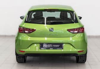 Подержанный автомобиль SEAT Leon Hatchback 2013 года (6 фото)