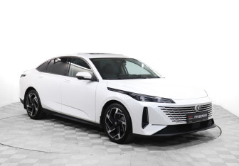 Подержанный автомобиль Changan Lamore 2024 года (3 фото)