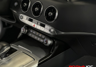 Подержанный автомобиль Kia Stinger 2018 года (18 фото)