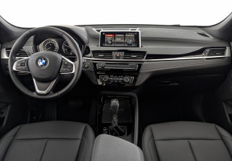 Подержанный автомобиль BMW X2 2021 года (14 фото)