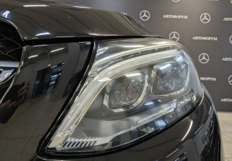 Подержанный автомобиль Mercedes-Benz GLE 2018 года (11 фото)