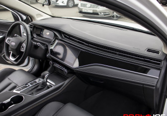 Подержанный автомобиль Omoda S5 2024 года (9 фото)